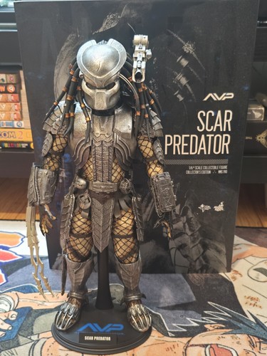 Hot Toys Scar Predator (Read Description)
