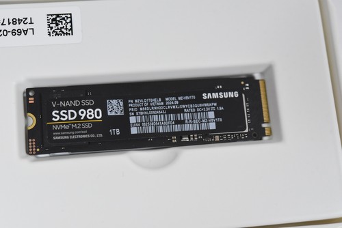 Samsung SSD 980 1TB NVMe M.2 Solid State Hard Drive - MZ-V8V1T0BW - Picture 11 of 19