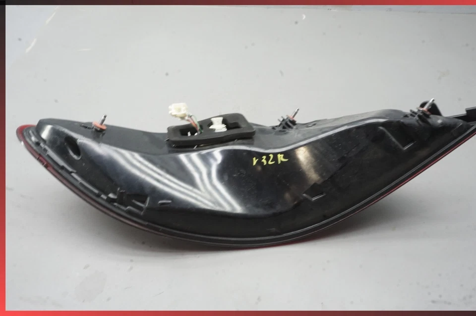 Luz trasera lateral pasajero Mercedes SLK250 SLK300 12-2016 A1729060057 tintada Foto 2 de 4