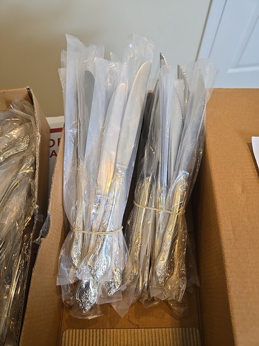 RSVP Riesiges Besteckset RSVP RXV2 Gold Blumen Schnörkel Service für 12, Wallace - Bild 4 von 17