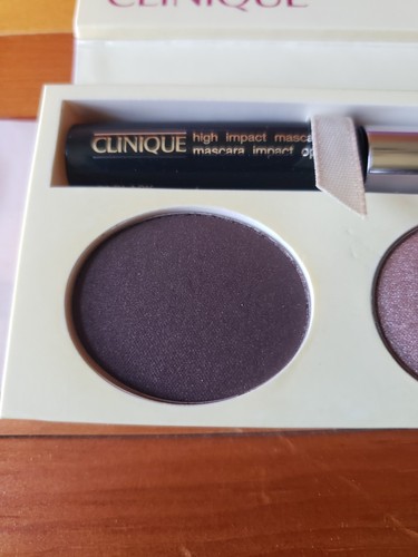 CLINIQUE Paleta de Colores Color Surge Sombra de Ojos Rubor Rímel Brillo de Labios JUEGO DE VIAJE - Imagen 5 de 9