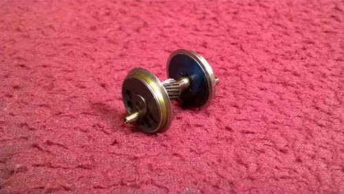 #2 HO RIVAROSSI #4272 CAB FORWARD STEAM LOCOMOTIVE - ECCENTRIC GEAR DRIVE WHEEL - Picture 1 of 3