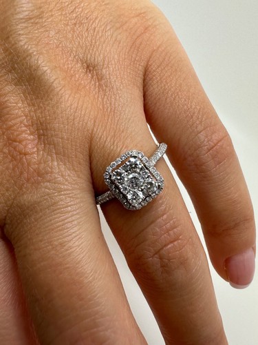 9CT YELLOW GOLD ILLUSION SET SQUARE ENGAGEMENT RING 0.80CT DIAMOND GG461 - Picture 15 of 23