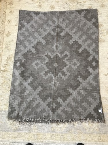 Jigsaw Scarf Brand New With Geometric Design And Tassels - Bild 6 von 12