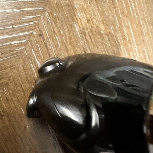 Estatuilla de gato egipcio con cuello de abulón de vidrio obsidiana vintage de 6". Hecho En México - Imagen 4 de 13
