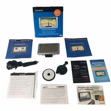 Garmin Nuvi 750 Automotive Mountable Portable GPS Navigator Complete W/Box