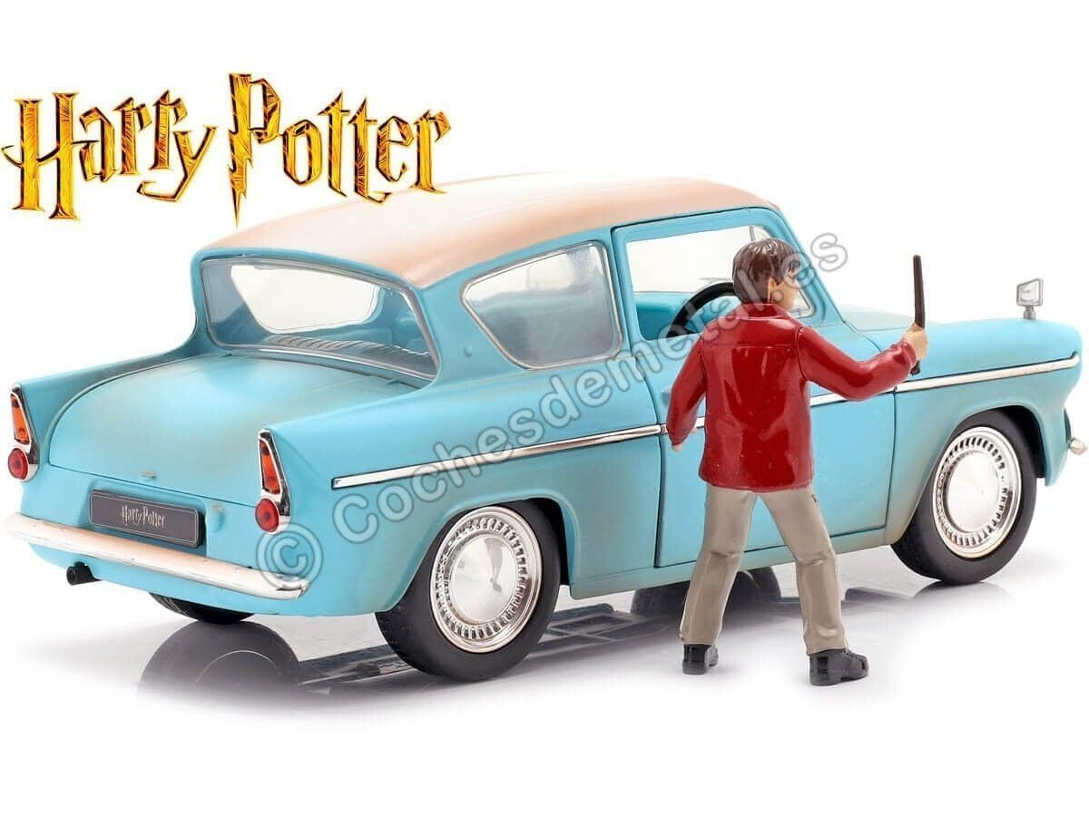 124 Harry Potter and 1959 Ford Anglia Die-Cast Vehicle Rusty