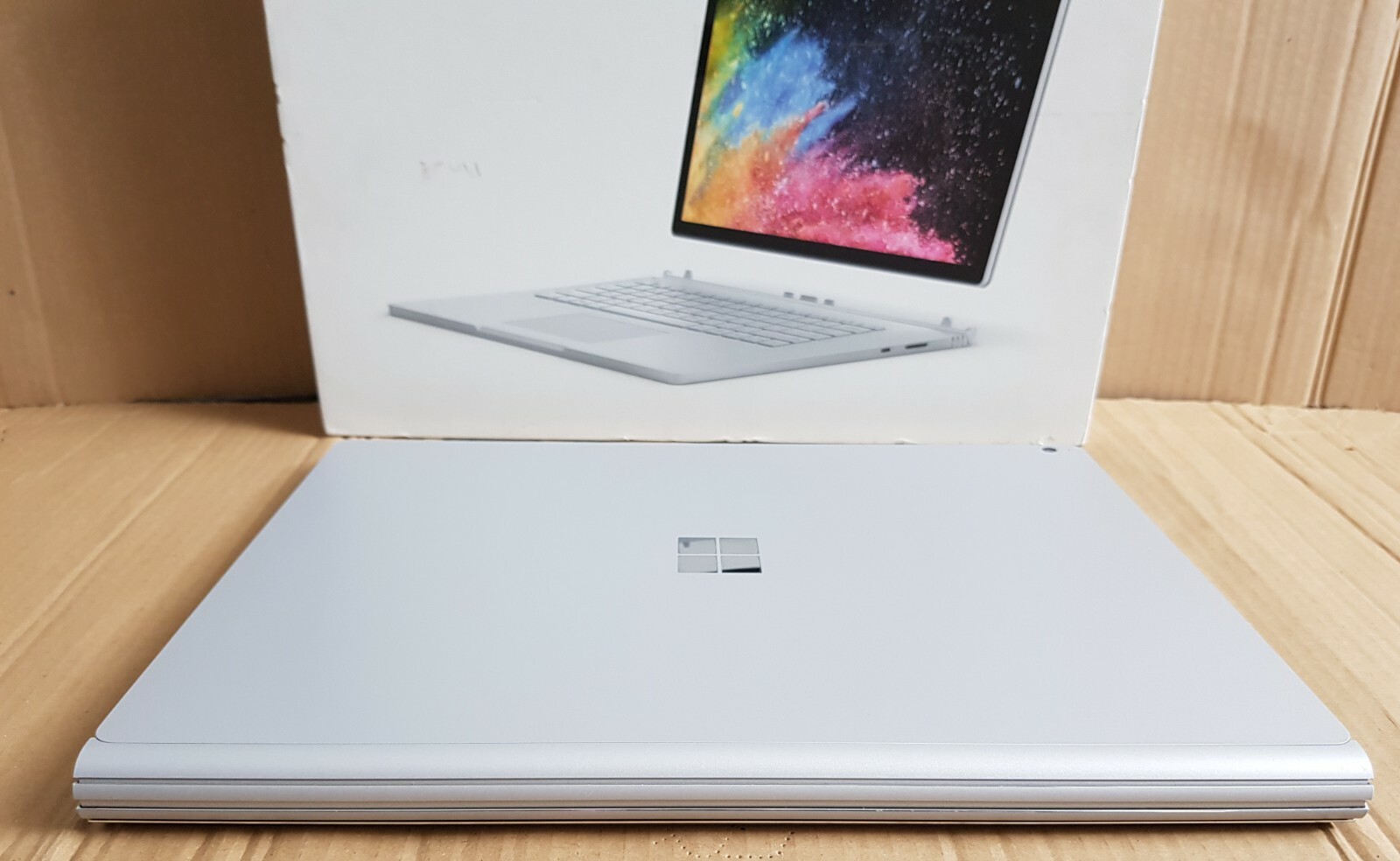 Microsoft Surface Book 2 15'' i7 16Gb 1TB SSD Geforce GTX1060 6GB Max Spec - Picture 3 of 10