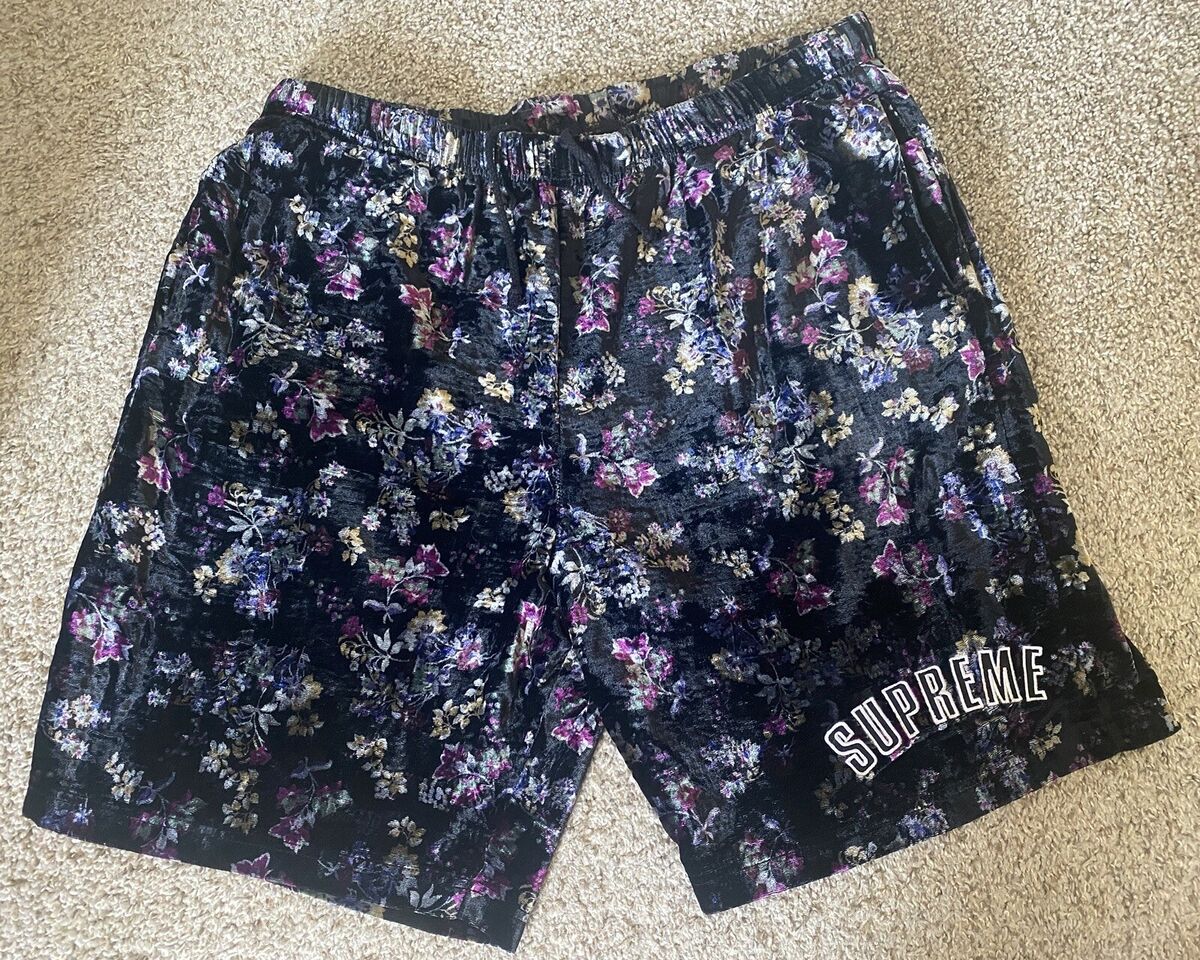 Supreme Velour Floral Shorts XL FW19 | eBay Supreme Velour Floral Shorts XL FW19 | eBay