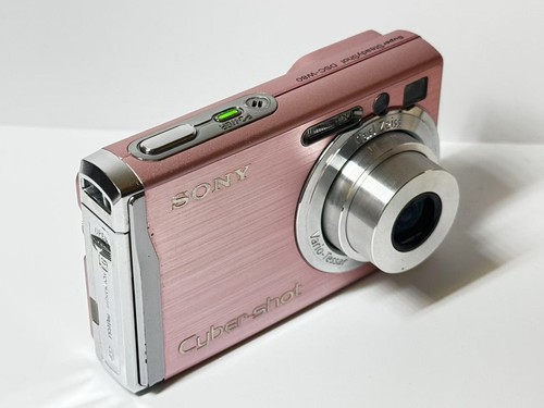Sony Cyber-shot DSC-W80 Digital Camera 7.2 MP 3x Optical Zoom - Tested - Bild 6 von 9