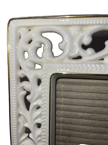 Marco de fotos desplazamiento ornamentado borde de oro blanco 10" x 8" foto 6 1/2"t x 4 1/2"w caballete - Imagen 2 de 5