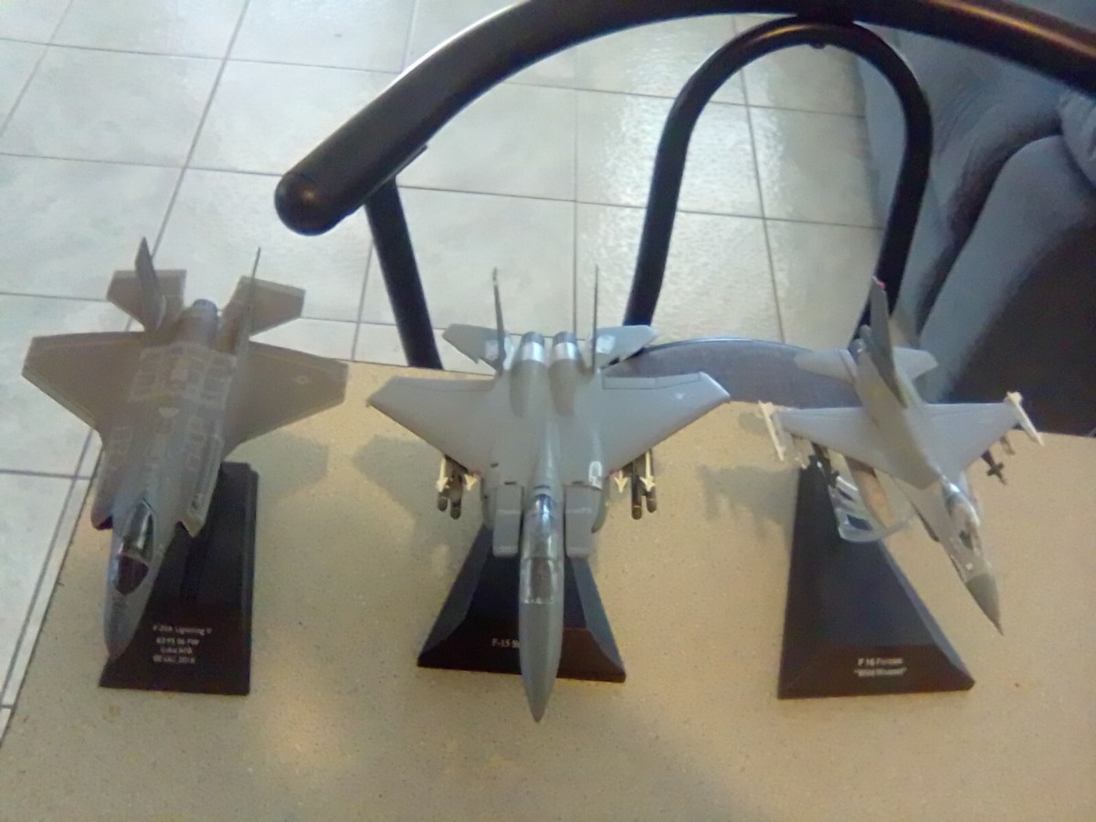1/100 Diecast F-35Salvat / Hachette new,,,F-15E ,,F-16. Armour