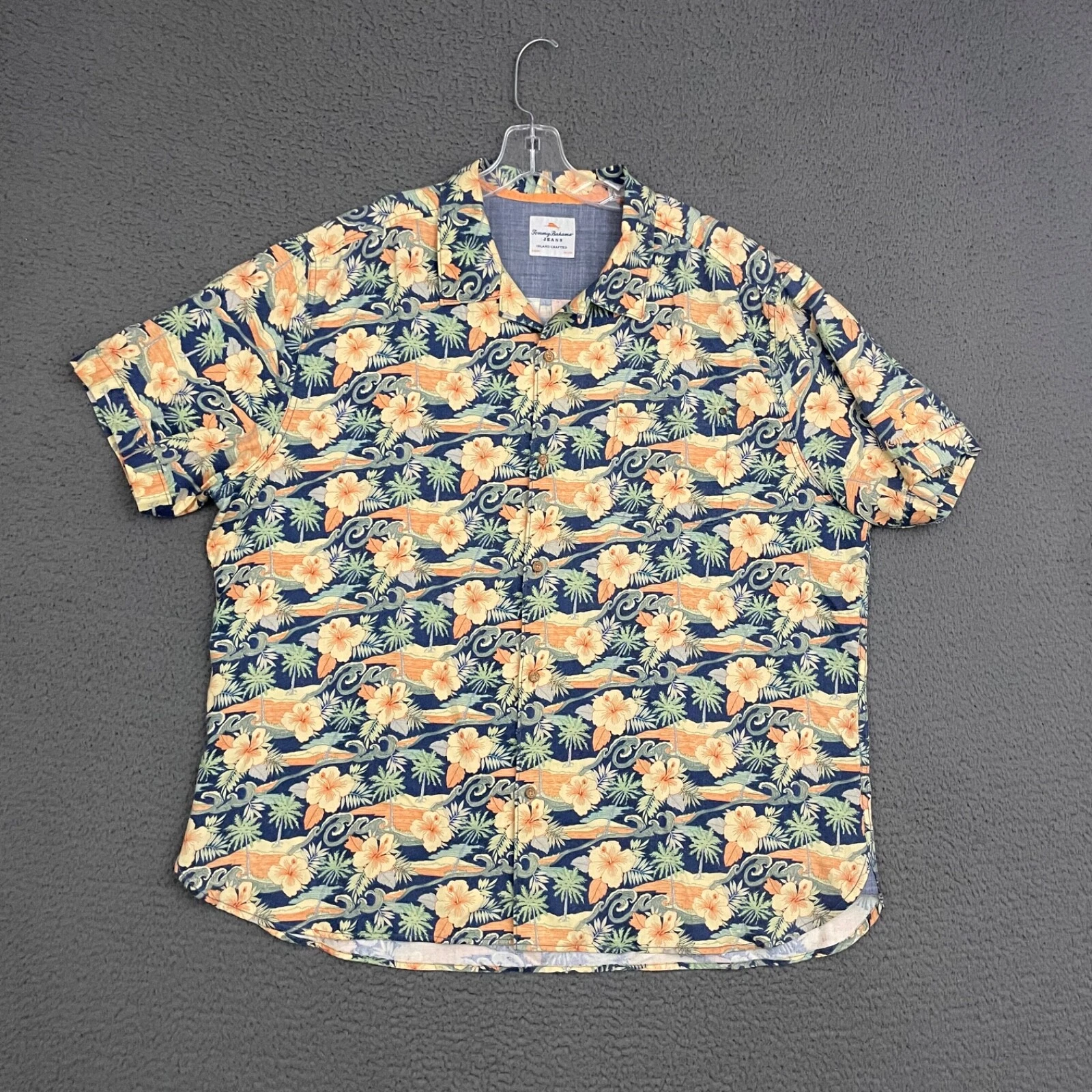 Tommy Bahama Shirt Mens 2XL Colorful Floral Cotton Lyocell Hawaiian Casual Aloha