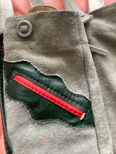 Vintage German Oktoberfest LEDERHOSEN Child Size 4-6 Shorts Suspenders & Socks - Picture 5 of 8