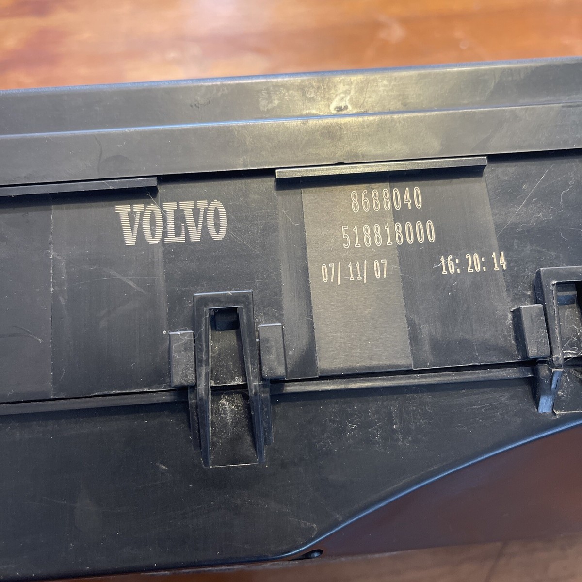 2007 Volvo C30 Fuse Box 518818000 OEM | eBay 2007 Volvo C30 Fuse Box 518818000 OEM | eBay