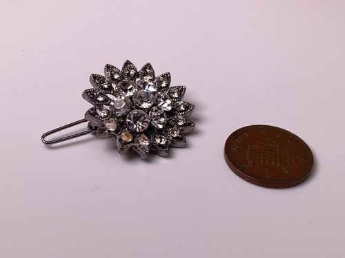 Vintage Hair Pin Dresser Cubic Zirconia Crystal Silver Metal Flower Design - Picture 12 of 12