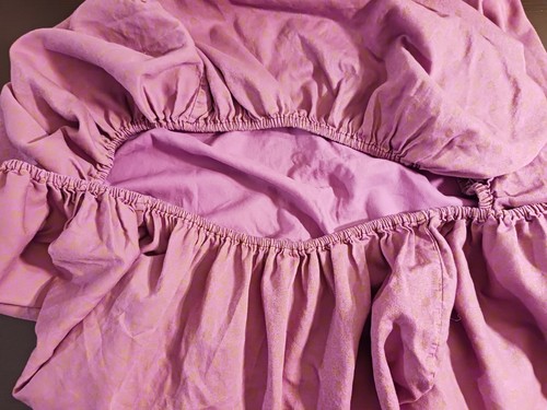 Crib Sheet Baby Girl Peanutshell Fitted Mauve Purple with Hunter Green - Picture 8 of 13