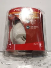 First Alert Smoke And Fire Alarm With Lithium 9 V Battery 85 dB Alarm SA305CN 