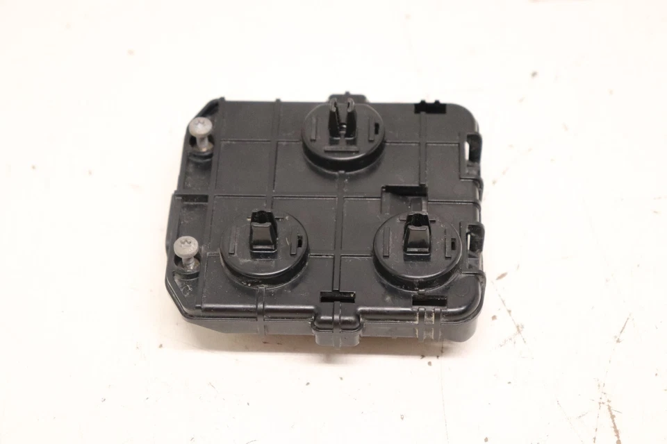 Radar de alerta de punto ciego trasero Nissan Kicks F209212 2018 2019 con soporte de montaje LH Foto 4 de 4