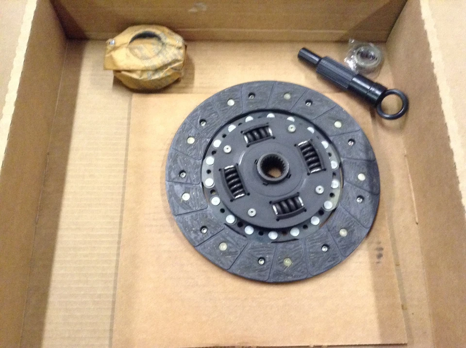 NOVO Kit de Disco de Embreagem Rhinopac 10-026 Premium - Compatível com 83-94 Ford Mazda Mercury - Imagem 4 de 4