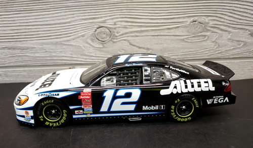 Action RCCA Ryan Newman #12 Alltel 2002 Ford Taurus Club Car Bank 1 of 1008 - Bild 2 von 11