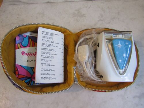 Vintage Remington Lady Go Lightly Electric Razor Shaver Set Lot Atomic Blue USA