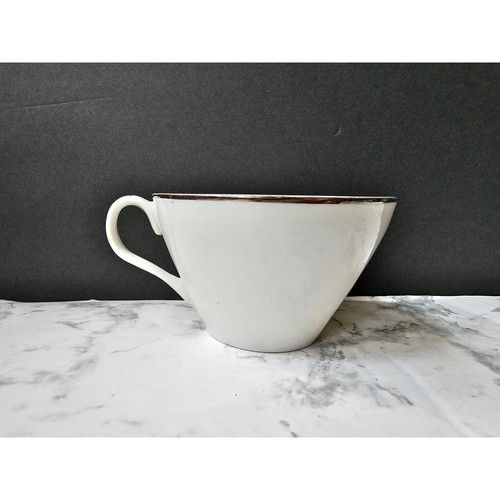 Vintage Windsor Rose China Teacup Made In Japan 2.5" x 3.75" - Picture 3 of 7