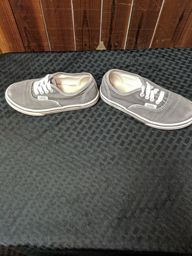 Gray Lace Up VANS Shoes Vans Off The Wall Sneakers Kids Size 10.5 - Picture 9 of 11
