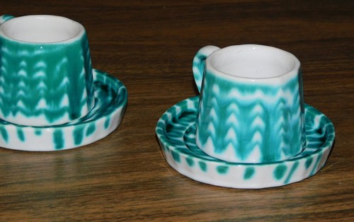 4 Sets Espresso Cups Saucers Vintage Art Pottery Green White Glaze Hand Crafted - Picture 11 of 24