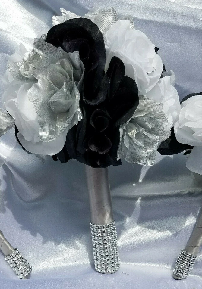 Juego de ramo de boda 23 piezas negro, plateado y blanco, paquete con plata y pedrería Foto 2 de 4