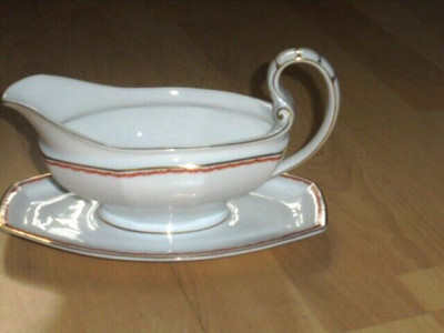 Gräf & Krippner Selb Porzellan Sauciere fester Teller Goldrand 22x12,x13cm