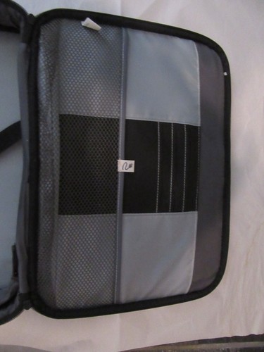 CASE LOGIC DLC-117 Black Briefcase Messenger Bag Notebook Tablet Laptop 17" Wide - Picture 5 of 7