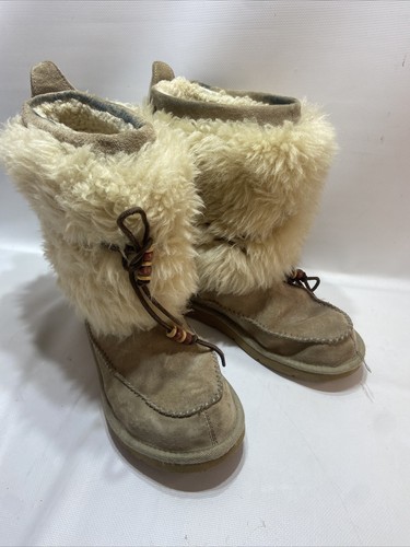 UGG Australia Winterstiefel Damen 9 beige Wildleder Lammfell pelzig Rainier S/N 5189 - Bild 1 von 6