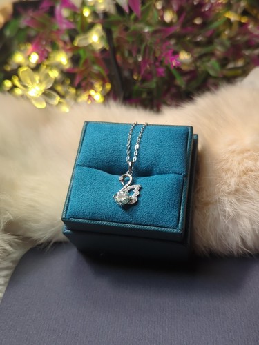 Rare Baby Blue 1ct Moissanite Swan Sterling Silver Pendant And Necklace - Picture 2 of 9