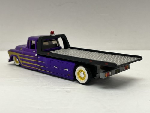 1957 Chevrolet Maisto Rollback Tow Truck 1:64 Scale DieCast Replica Used - Picture 4 of 14