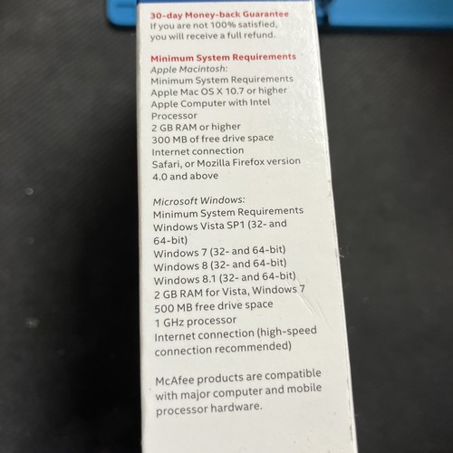 McAfee Internet Security 2015 premium edition for Windows and Mac 1 device. - Picture 3 of 3
