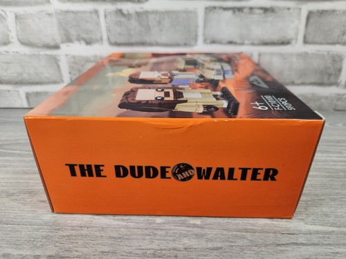 The Big Lebowski The Dude and Walter 592 Piece Building Brick Set F-C10100 - Picture 9 of 9