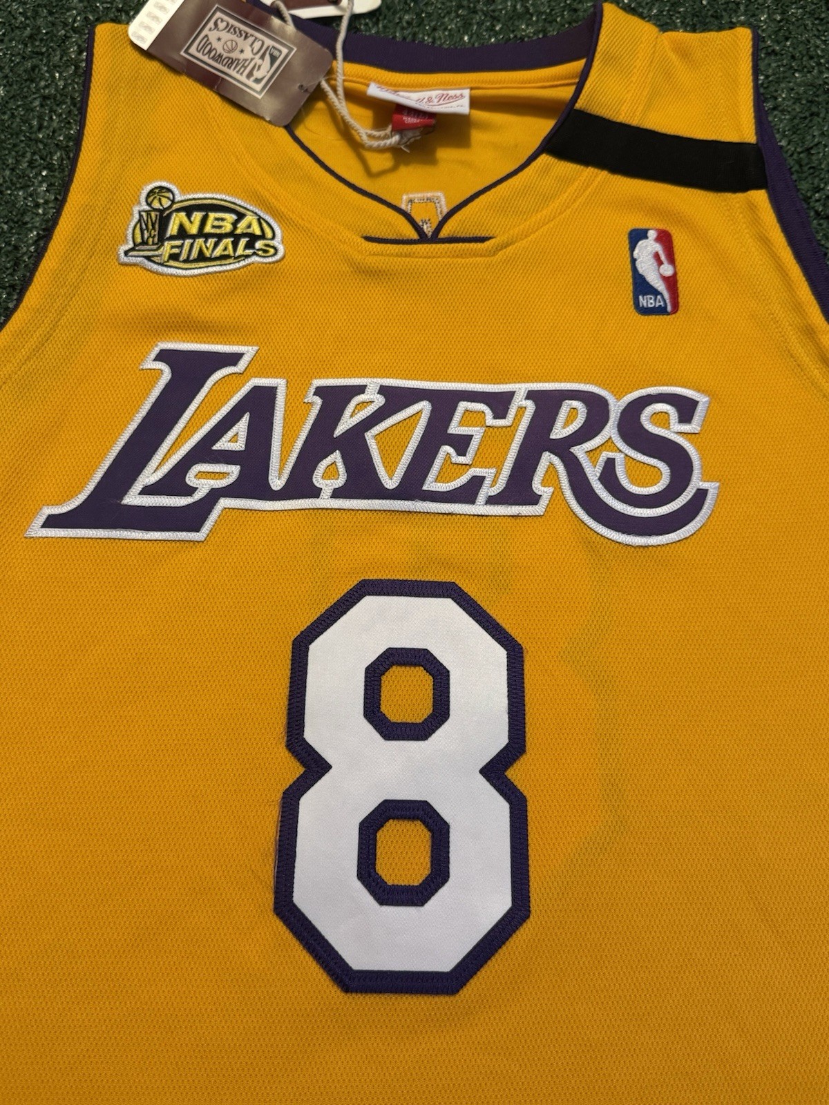 Picture 4 of 16
