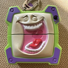 Vintage Keychain Laughing Machine Works Asks Jokes Gives Answers 2002 Basic Fun