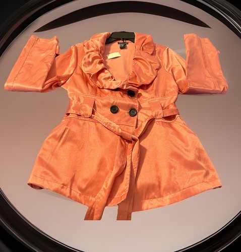 Wet Seal Trenchjacke Damen XL Rüschenkragen Rosa Satin Gürtel Steampunk Vintage Neu mit Etikett - Bild 7 von 10