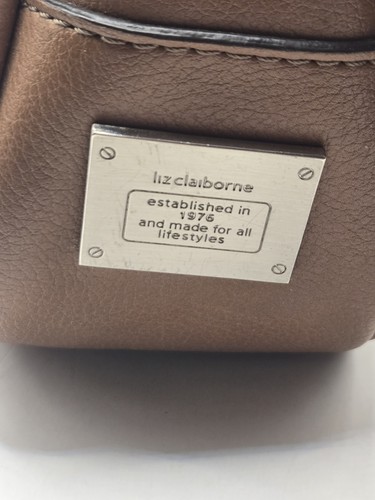 Liz Claiborne Womens Over The Shoulder Brown Hand Carry Handbag Purse. - Picture 5 of 16