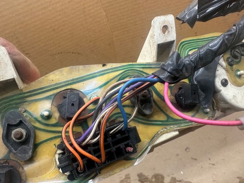 Jeep Wrangler YJ 1987-1991 Dash Instrument Center Gauge Cluster for PARTS Middle - Picture 9 of 12