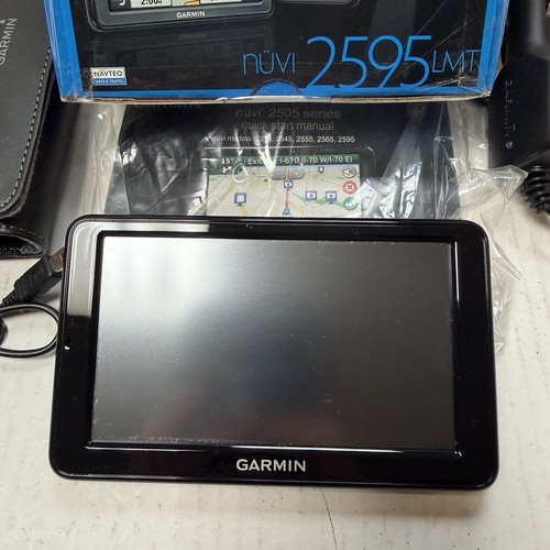 Garmin Nuvi 2595LMT HD 5” Touchscreen GPS Navigation BUNDLE w/ Cords, Case & Box - Picture 2 of 11
