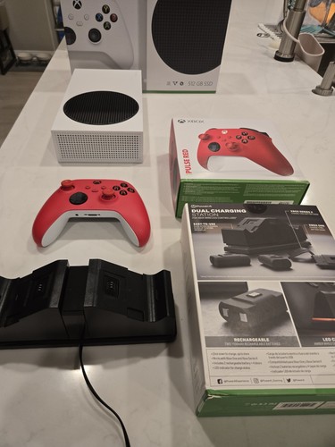 Microsoft Xbox Series S 512GB weiße Konsole (RRS00095) - Bild 7 von 12