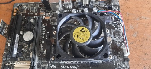 Carte mère Asus A68HM-Plus prend en charge AMD A4 A6,A8,A10 +athlon - non testée (457) - Photo 8/10