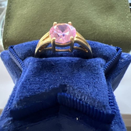 Solid Yellow Gold Pink Stone Ring - Picture 3 of 6