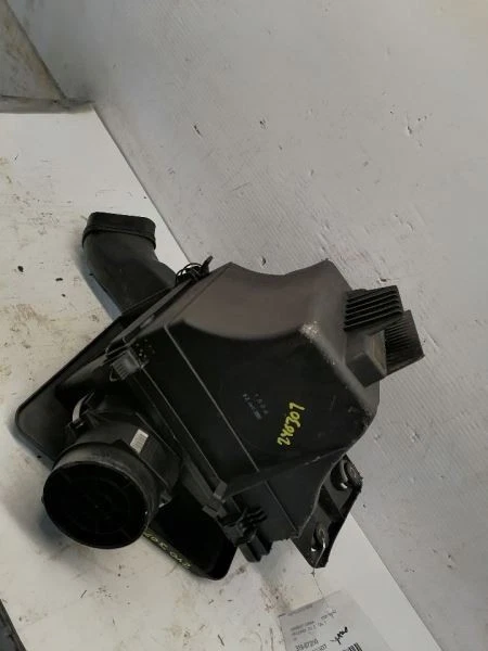 Air Cleaner Convertible Thru 9/05 Fits 01-06 BMW 330i 1434286 - Image 3 of 4