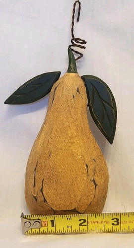 Vintage 3D Wall Hanging Decor Pear Fruit Plaques (Set Of 3) - Picture 9 of 10