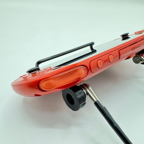 Sony Playstation PS Vita PCH-2000 Metallic Rot Konsole aus Japan gebraucht - Bild 7 von 14