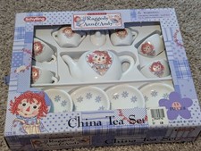 Schylling Vintage Raggedy Ann Andy 13-Piece Tea Set Classic China Used